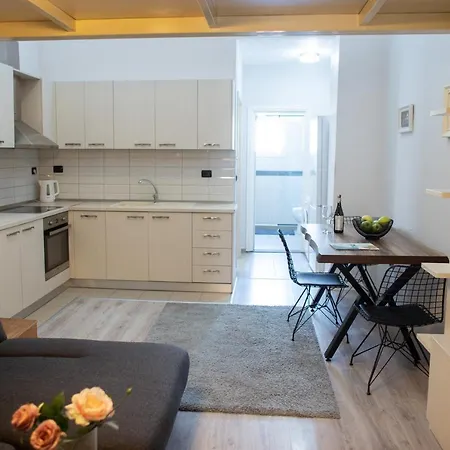 Premium Selection Durrës